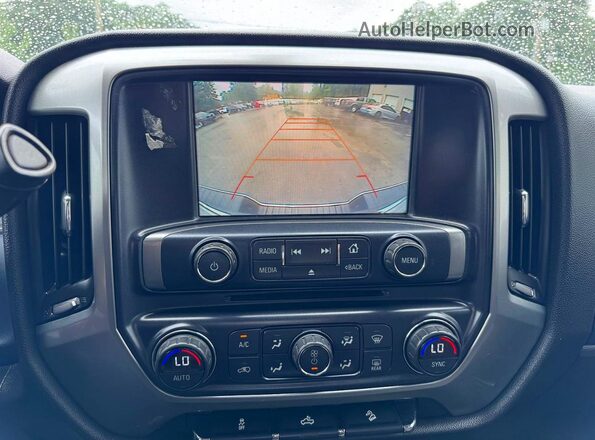 1GCVKREC3GZ112479 2016 CHEVROLET SILVERADO White Dashboard view