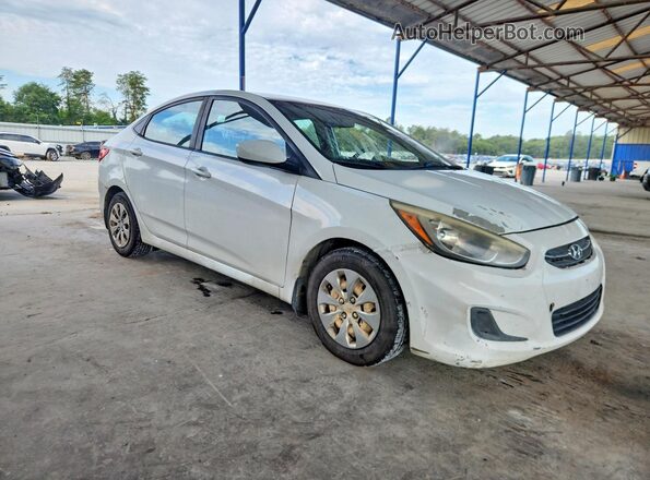 KMHCT4AE1GU165477 2016 HYUNDAI ACCENT White Front view