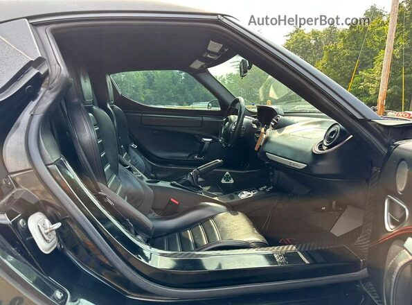 ZARBAAA43GM176661 2016 ALFA ROMEO 4C Black Dashboard view