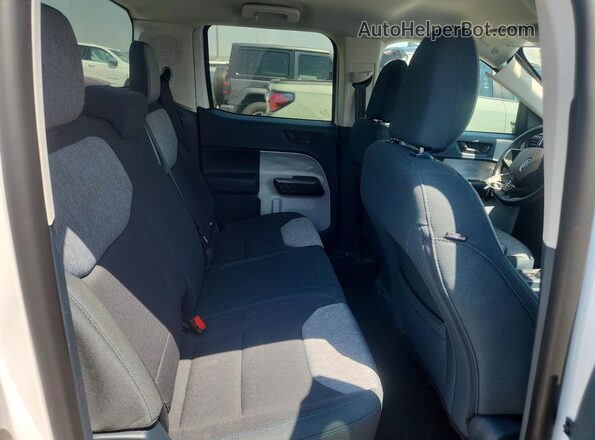 3FTTW8H31TRA14812 2026 FORD MAVERICK White Rear interior view