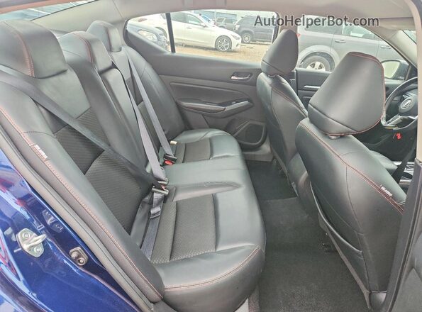 1N4BL4CV1RN382124 2024 NISSAN ALTIMA Blue Vista interior trasera