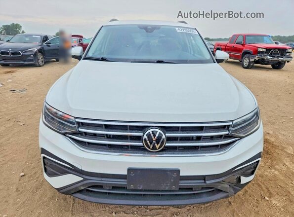 3VVRB7AX8PM031351 2023 VOLKSWAGEN TIGUAN White Rear view