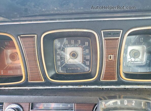 9Y89A843781 1969 LINCOLN CONTINENTA Silver Instrument cluster view