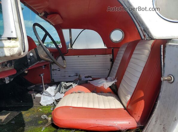 A7KG174051 1957 FORD UNKNOWN Белый Вид салона спереди