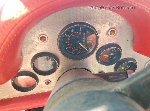 A7KG174051 1957 FORD UNKNOWN Белый Вид щитка приборов