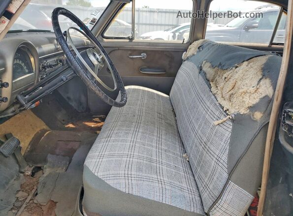 B2KC103211 1952 FORD UK Black Vista interior delantera