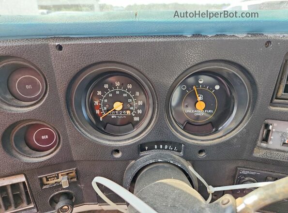 CCU147S166129 1977 CHEVROLET C10 Белый Вид щитка приборов