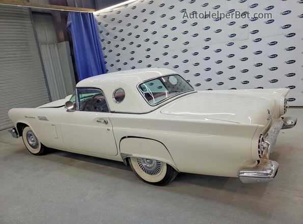 D7FH394065 1957 FORD THUNDERBIRD Кремовый Задняя левая четверть