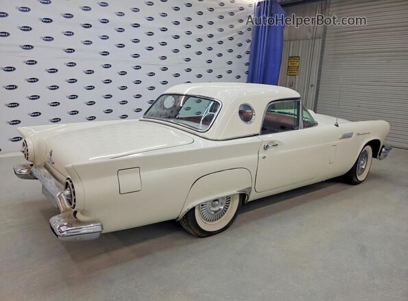 D7FH394065 1957 FORD THUNDERBIRD Кремовый Задняя правая четверть