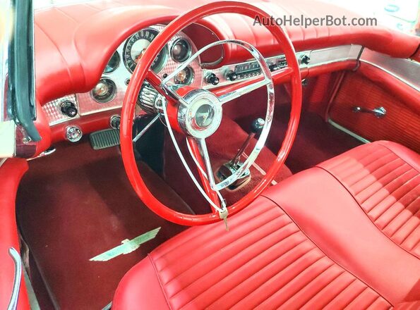 D7FH394065 1957 FORD THUNDERBIRD Кремовый Вид панели приборов