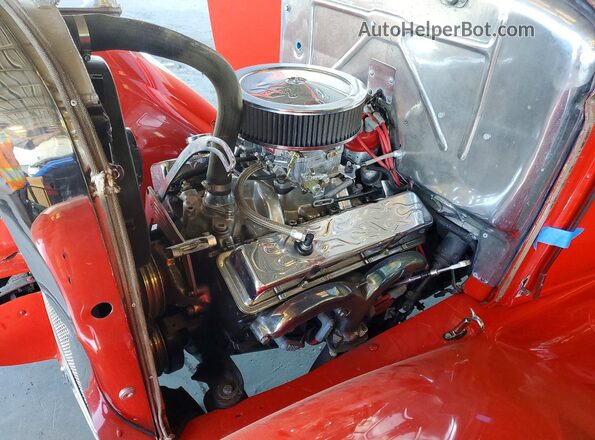 DMV64147CA 1931 FORD MODEL Red Սալոնի հետևի տեսք