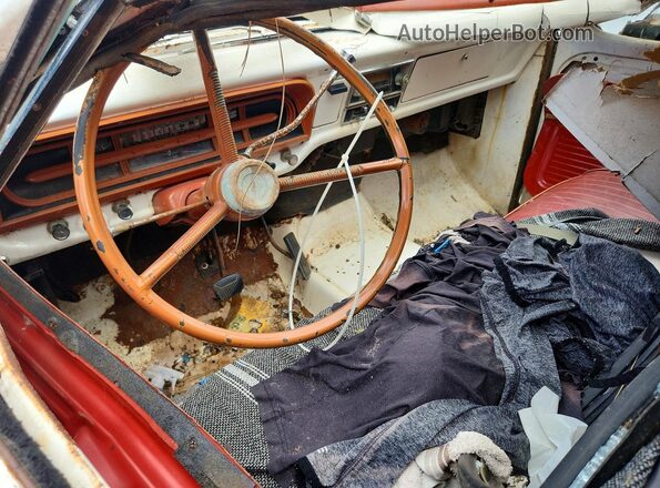 F10GLH98538 1970 FORD F100 White Dashboard view