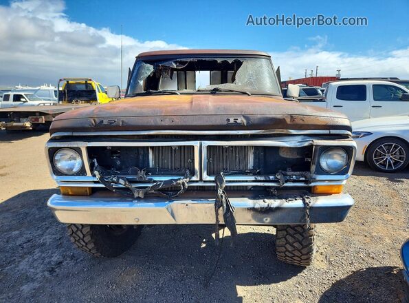 F11YRP24372 1972 FORD F100 Tan Widok z przodu