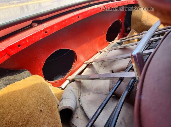 GHN5UH426129G 1977 MG MGB Красный Вид задних сидений