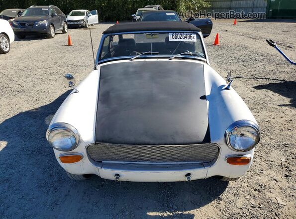 HAN9U74647G 1963 AUSTIN SPRITE White წინა ხედი