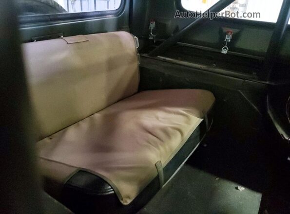 J7F93EA039484 1977 JEEP WRANGLER Green Հետևի նստատեղերի տեսք