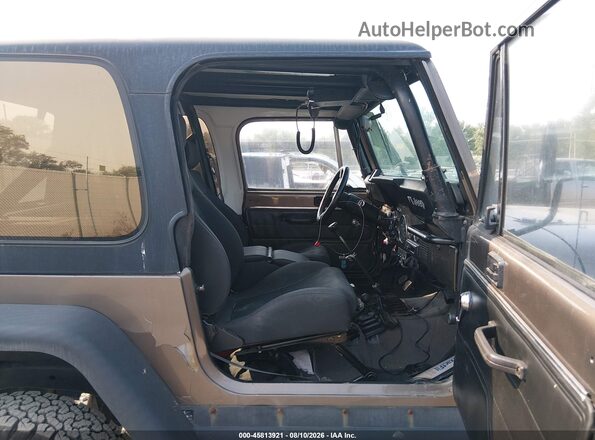 J8F93EA085127 1978 JEEP CJ-7 Brown Front interior view