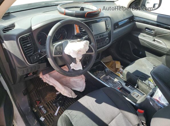 JA4AD2A30KZ005799 2019 MITSUBISHI OUTLANDER Белый Вид панели приборов