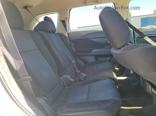 JA4AD2A31LZ008969 2020 MITSUBISHI OUTLANDER White Widok tylnych siedzeń