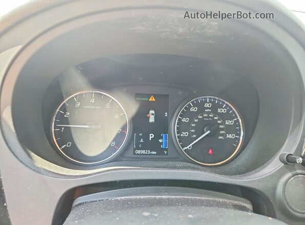 JA4AD2A32HZ014996 2017 MITSUBISHI OUTLANDER Silver Widok zestawu wskaźników