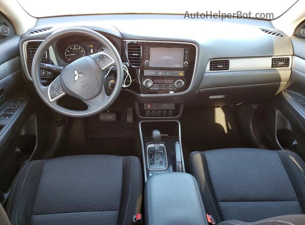 JA4AD2A32JZ054419 2018 MITSUBISHI OUTLANDER Красный Вид панели приборов
