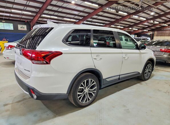 JA4AD2A33HZ000511 2017 MITSUBISHI OUTLANDER White Rear right