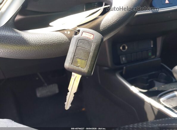 JA4AD2A33LZ044873 2020 MITSUBISHI OUTLANDER Silver Вид панелі приладів