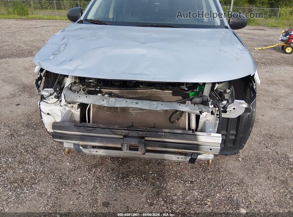 JA4AD2A39HZ061569 2017 MITSUBISHI OUTLANDER Серебряный Вид спереди