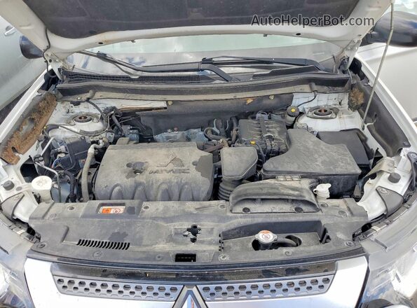 JA4AD2A39LZ007262 2020 MITSUBISHI OUTLANDER White Вид підкапотного простору