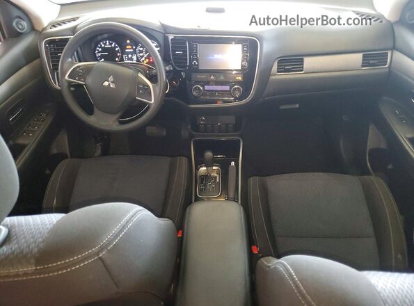 JA4AD2A3XJZ037884 2018 MITSUBISHI OUTLANDER Red Widok deski rozdzielczej