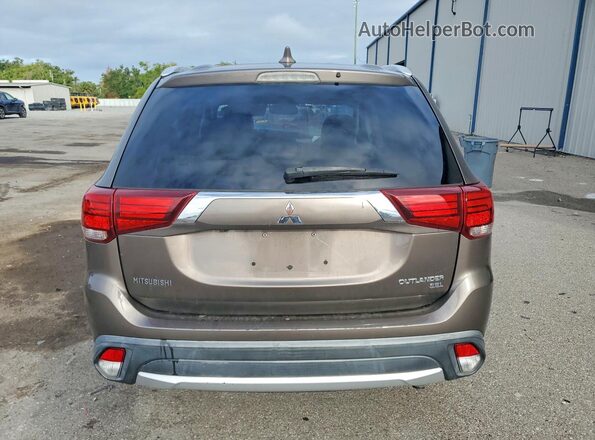 JA4AD3A30HZ066827 2017 MITSUBISHI OUTLANDER Brown Հետևի տեսք