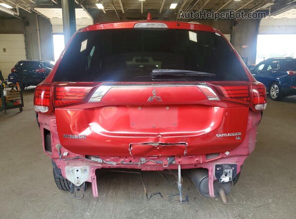 JA4AD3A32JZ023015 2018 MITSUBISHI OUTLANDER Красный Вид сзади