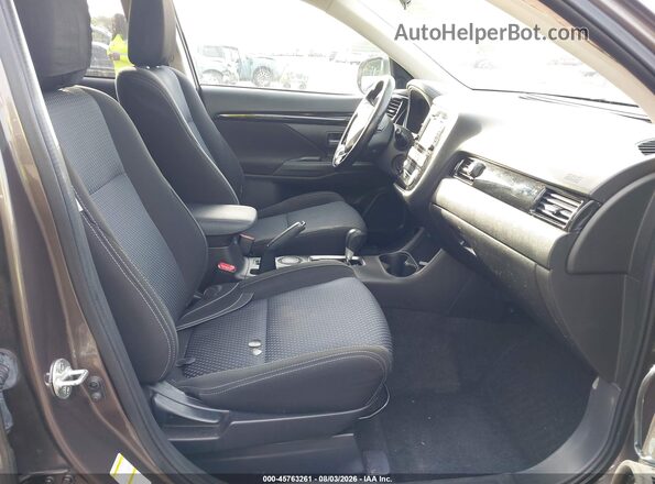 JA4AD3A33GZ003333 2016 MITSUBISHI OUTLANDER Gray Front interior view