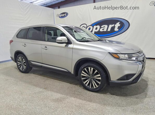 JA4AD3A33LZ004119 2020 MITSUBISHI OUTLANDER Silver წინა მარჯვენა