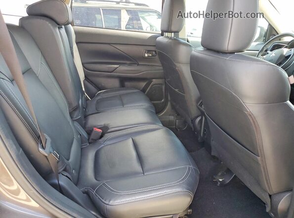 JA4AD3A33LZ004850 2020 MITSUBISHI OUTLANDER Gray Вид задньої частини салону
