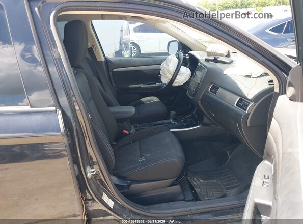 JA4AD3A34JJ004061 2018 MITSUBISHI OUTLANDER Black Front interior view