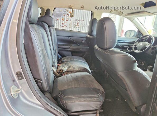 JA4AD3A34KZ024989 2019 MITSUBISHI OUTLANDER Silver Widok wnętrza z tyłu