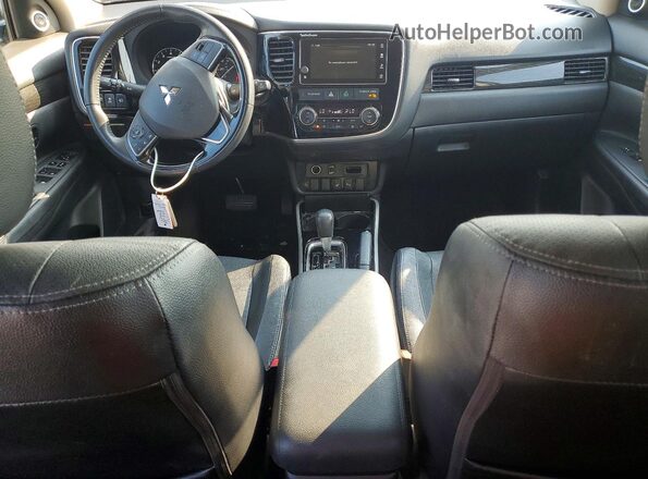JA4AD3A36JZ011787 2018 MITSUBISHI OUTLANDER Черный Вид панели приборов