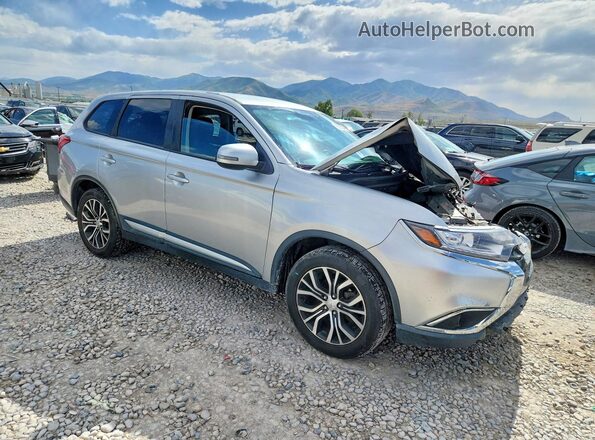 JA4AD3A37JZ023639 2018 MITSUBISHI OUTLANDER Silver Delantero derecho