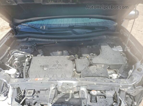 JA4AD3A39JJ001009 2018 MITSUBISHI OUTLANDER Gray ძრავის განყოფილების ხედი
