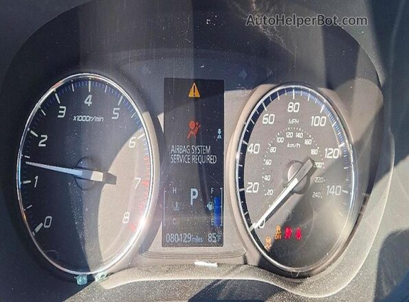 JA4AD3A39JZ008740 2018 MITSUBISHI OUTLANDER Silver Instrument cluster view