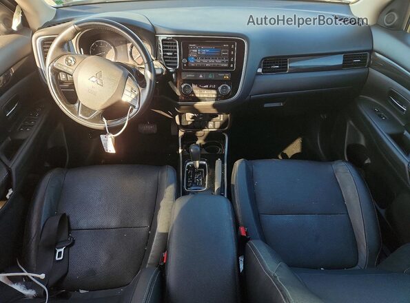 JA4AD3A39JZ008740 2018 MITSUBISHI OUTLANDER Silver Dashboard view