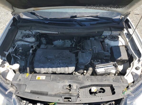 JA4AD3A39JZ041673 2018 MITSUBISHI OUTLANDER Белый Вид задней части салона