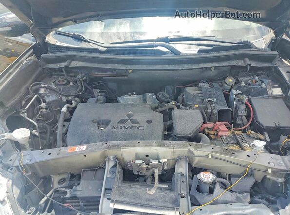JA4AD3A39LZ004755 2020 MITSUBISHI OUTLANDER Black Vista del compartimento del motor