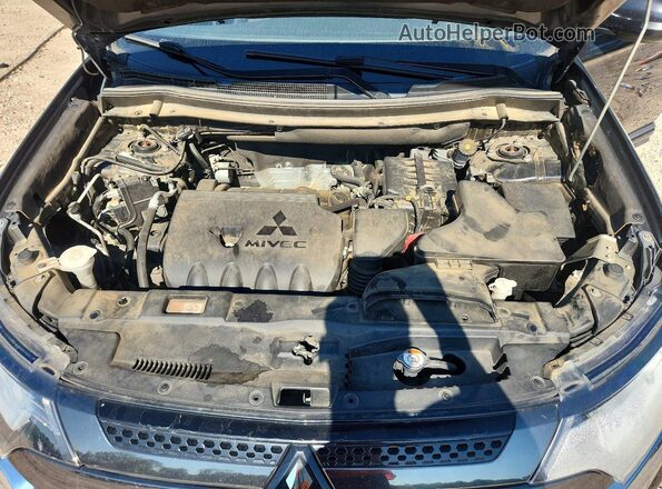 JA4AD3A39LZ012807 2020 MITSUBISHI OUTLANDER Black Вид підкапотного простору