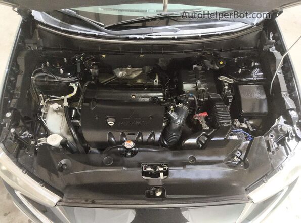 JA4AP3AU0HZ005395 2017 MITSUBISHI OUTLANDER Black Вид підкапотного простору