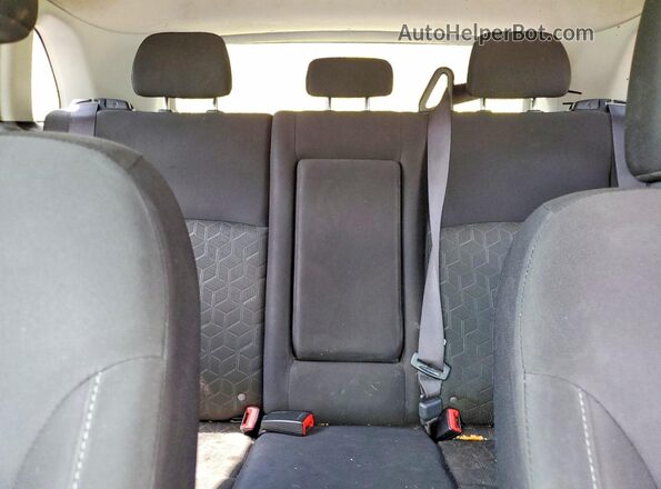 JA4AP3AU0LU021019 2020 MITSUBISHI OUTLANDER White Vista de los asientos traseros