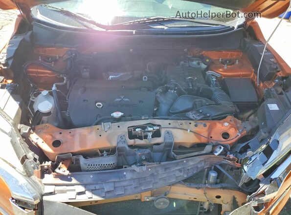 JA4AP3AU1LU017013 2020 MITSUBISHI OUTLANDER Orange Widok wnętrza z tyłu