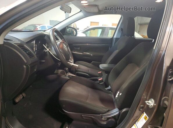 JA4AP3AU2JU025005 2018 MITSUBISHI OUTLANDER Gray Սալոնի դիմացի տեսք