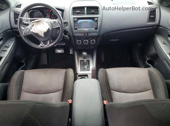 JA4AP3AU3JZ024349 2018 MITSUBISHI OUTLANDER Black Առջևի վահանակի տեսք